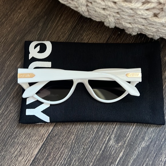 Quay Australia White Cat-Eye Sunglasses - Picture 2 of 4